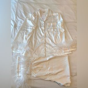 Bon Viviann Cloud Feather Pajama Set, Size S